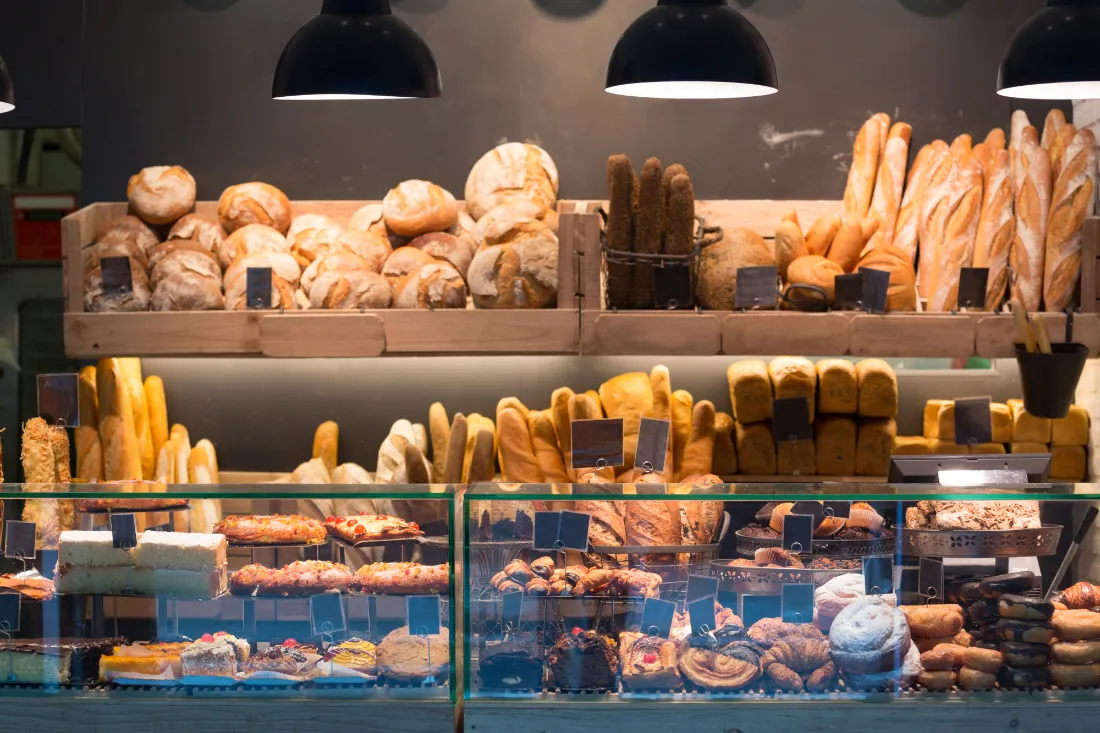 Verkaufstheke einer Bäckerei