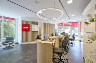 Autovermietung AVIS Elyseehotel